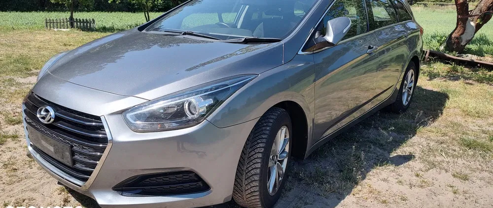 piastów Hyundai i40 cena 11500 przebieg: 87000, rok produkcji 2015 z Piastów